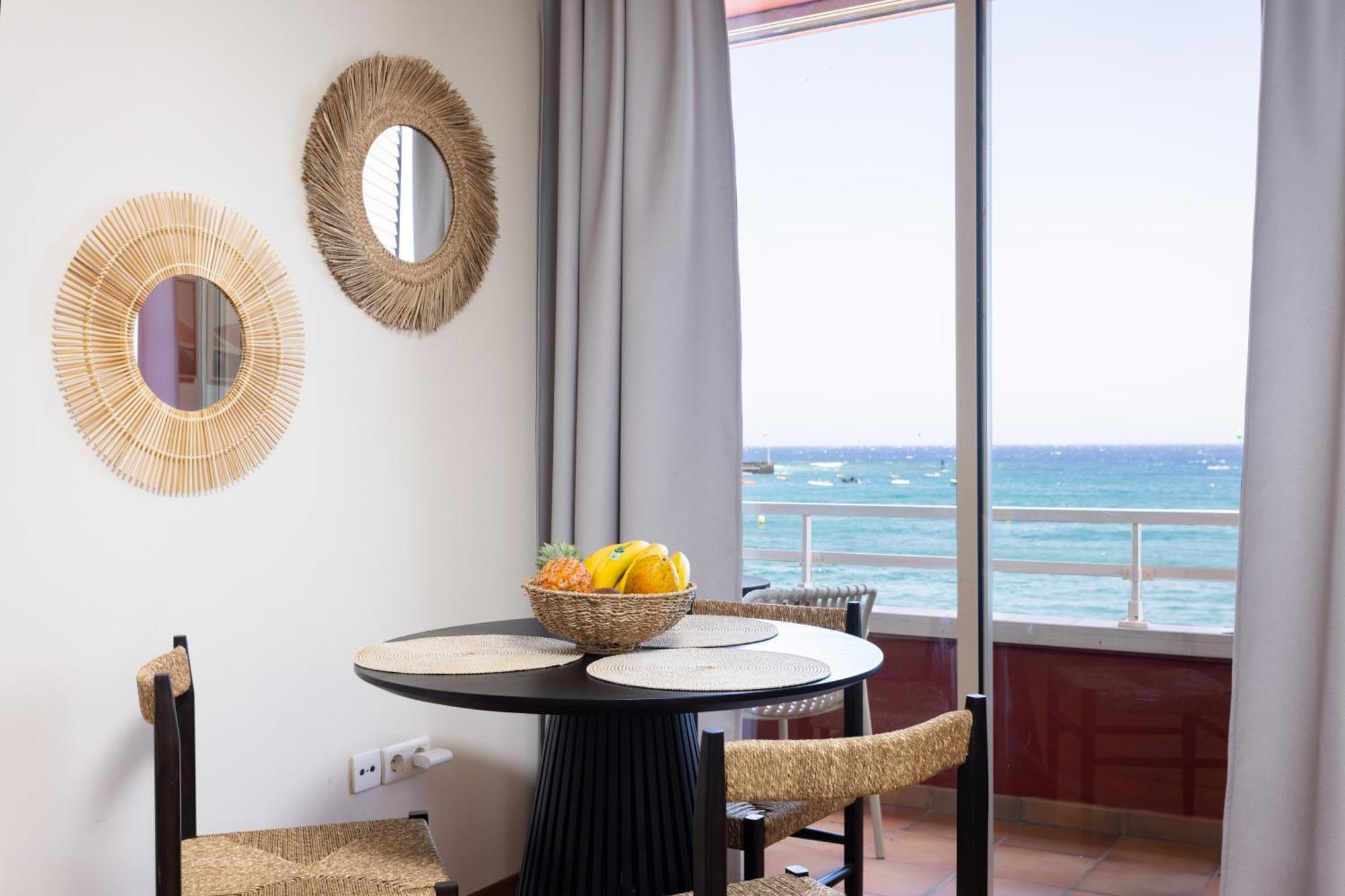 Amazing Beachfront Property Casa Corina I El Medano  Bagian luar foto